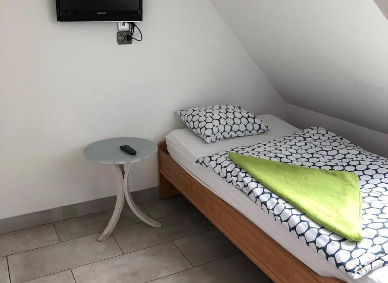 Hostel Przed świtem