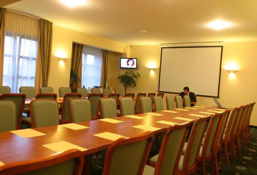 בית מלון כפרי Abrava