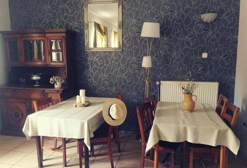 בית מלון כפרי Agroturystyka  żabi Dołek