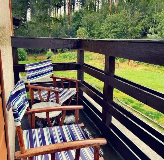 בית מלון כפרי Agroturystyka  żabi Dołek