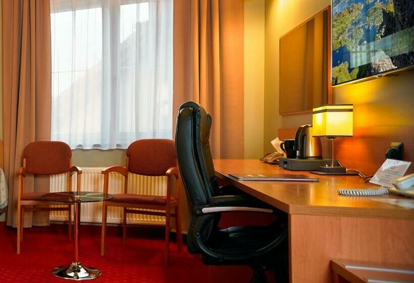 Aura   Hotel & Restaurant & Sauna