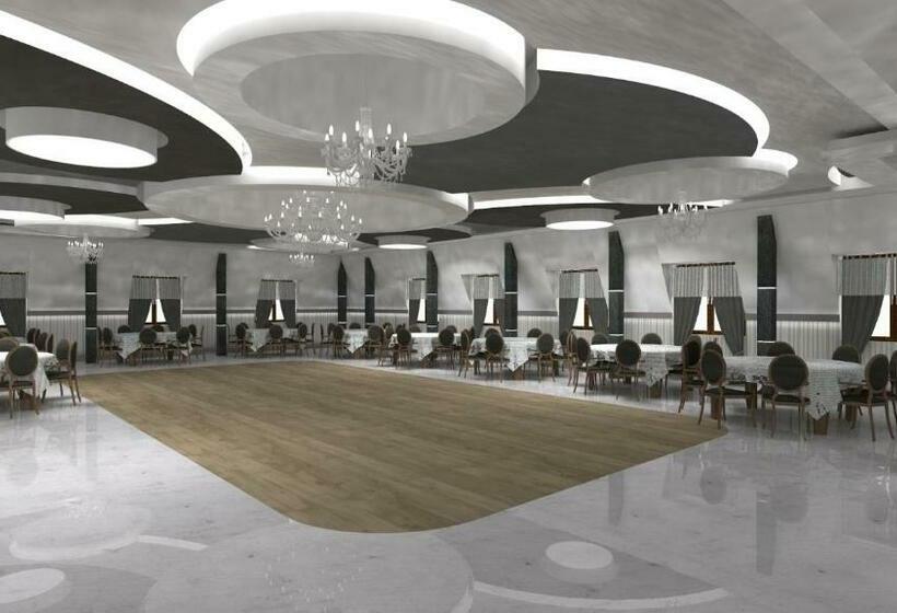 ホテル I Restauracja Borowianka