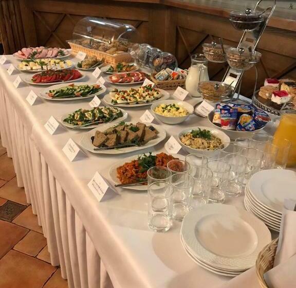 בית מלון כפרי Dwór Fijewo