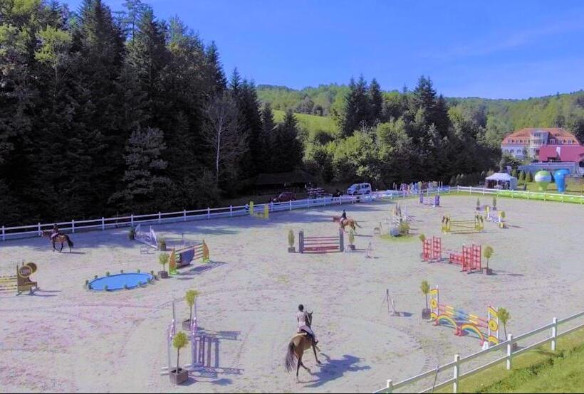 فندق Dwór Maria Antonina