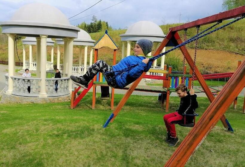 فندق Dwór Maria Antonina