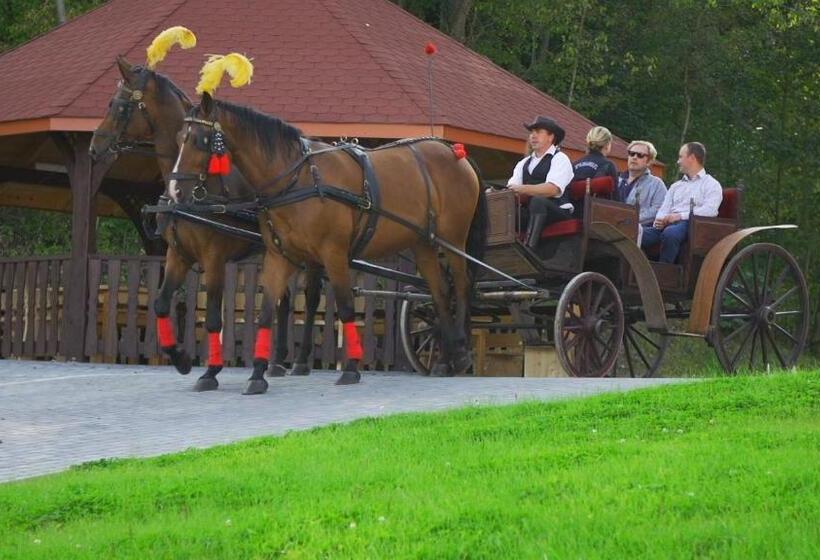 فندق Dwór Maria Antonina