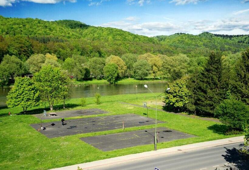 ホテル I Restauracja Bona