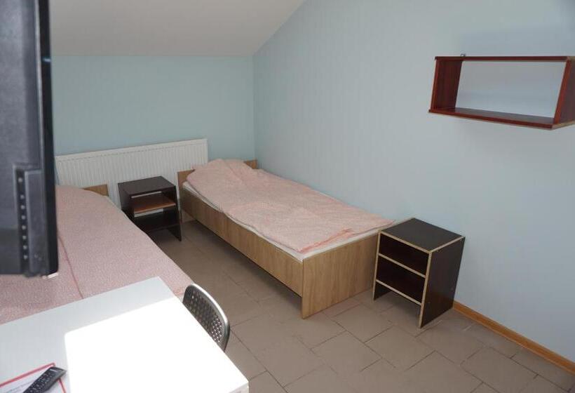 هتل Kwatery Pracownicze