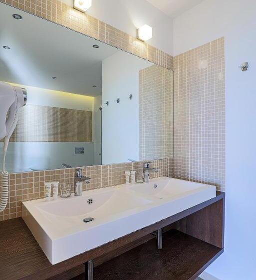 בית מלון כפרי Meridian