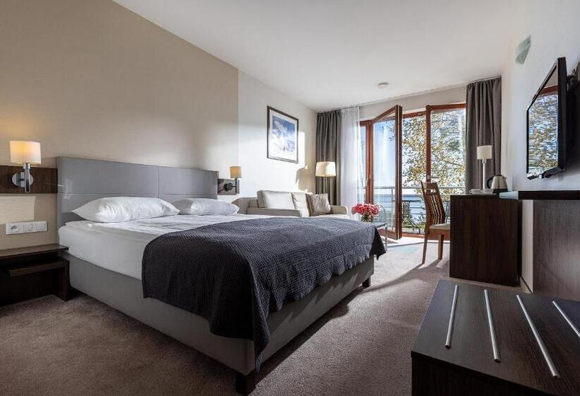 בית מלון כפרי Meridian