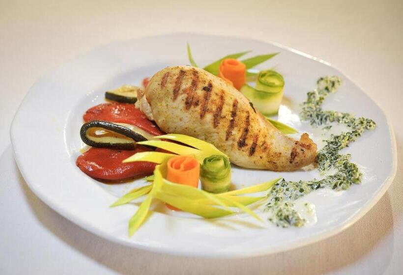 ホテル Mir Jan Spa