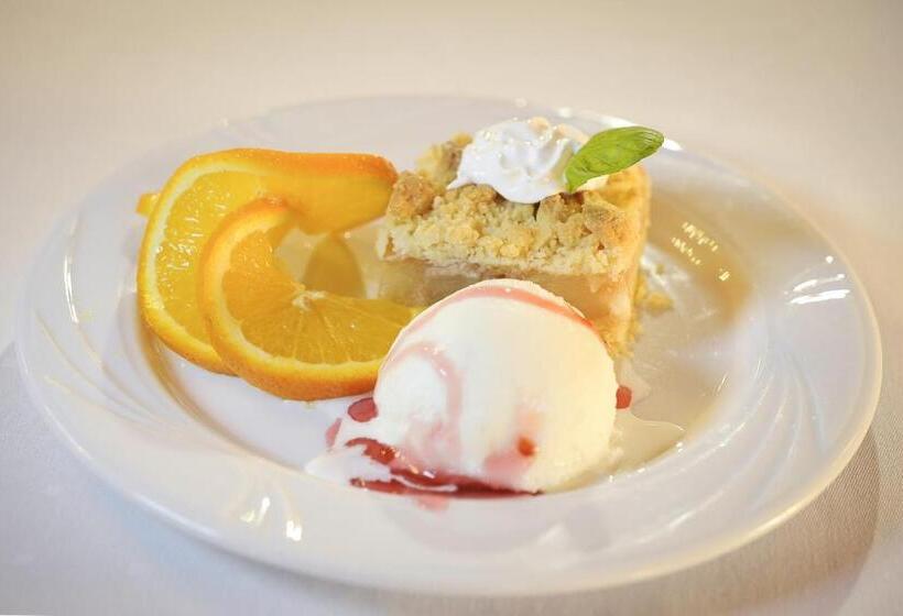 ホテル Mir Jan Spa