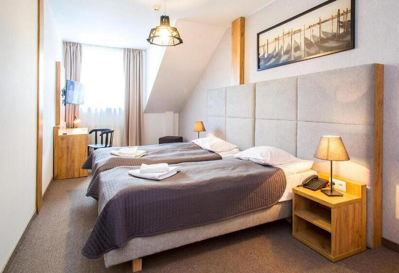 בית מלון כפרי Nad Rabą   Bochnia