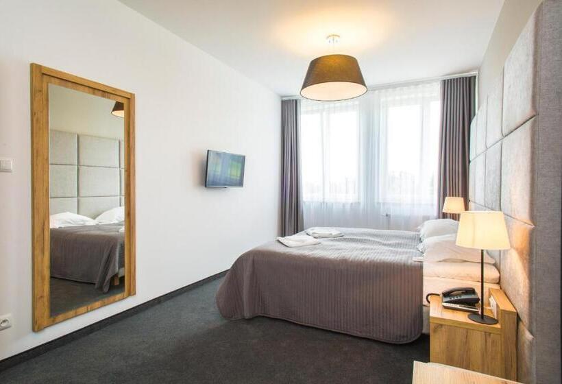 בית מלון כפרי Nad Rabą   Bochnia