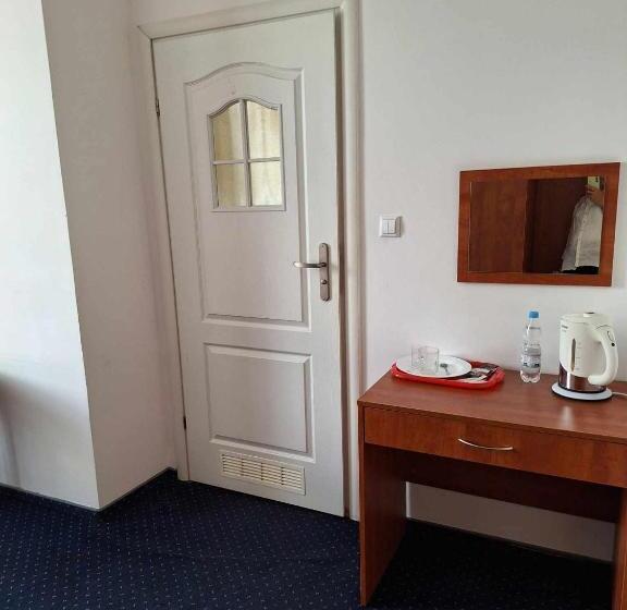 هتل Nat Krynica Zdrój