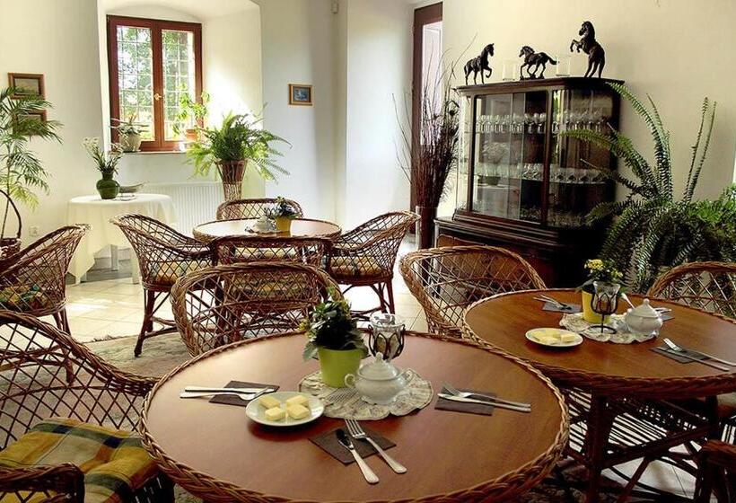 בית מלון כפרי Pałac Kietlin