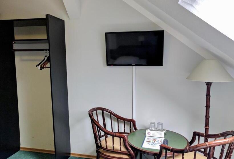 ホテル Pawłowski