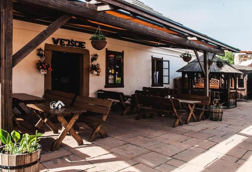 酒店 Pod Kogutkiem