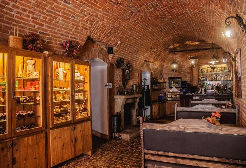 酒店 Pod Kogutkiem