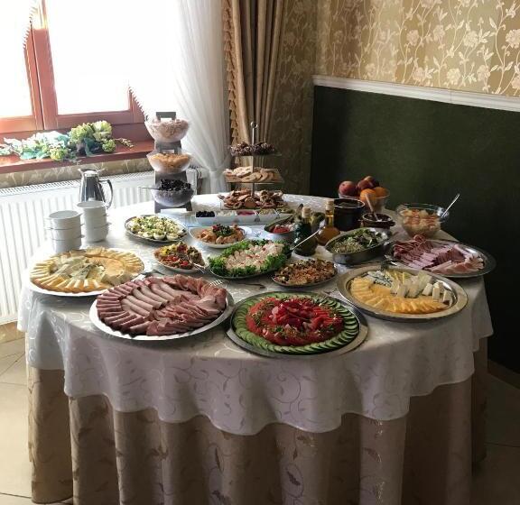 酒店 Restauracja Willa Radwan