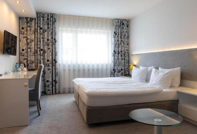 בית מלון כפרי Santin