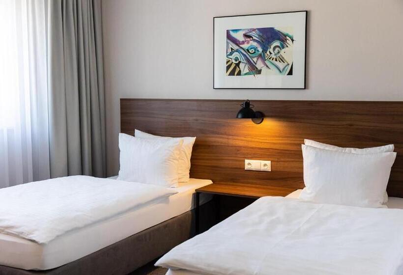 בית מלון כפרי Santin