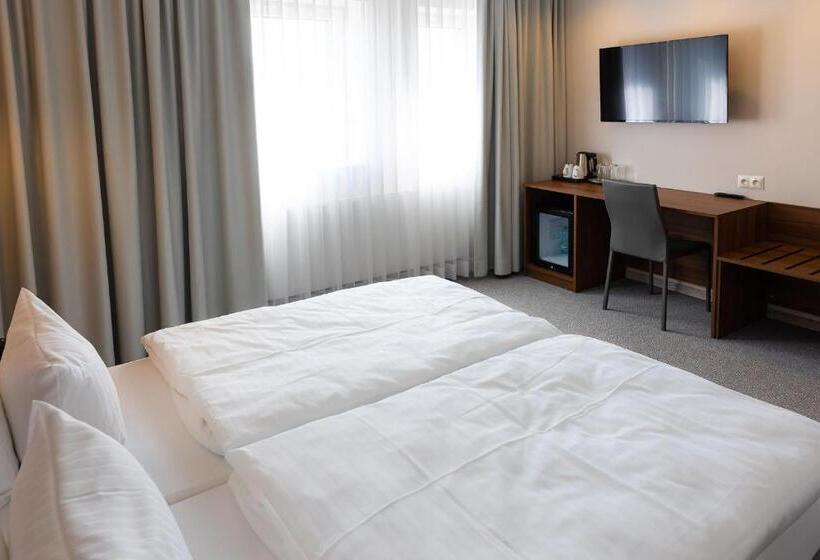 בית מלון כפרי Santin