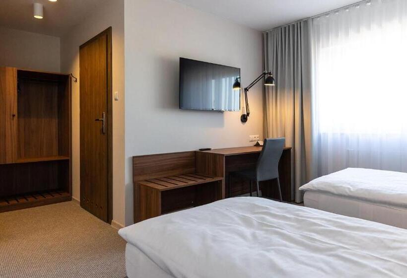 בית מלון כפרי Santin