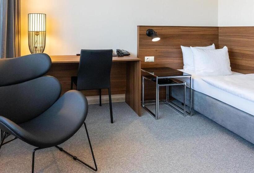 בית מלון כפרי Santin