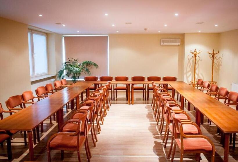 בית מלון כפרי Santin