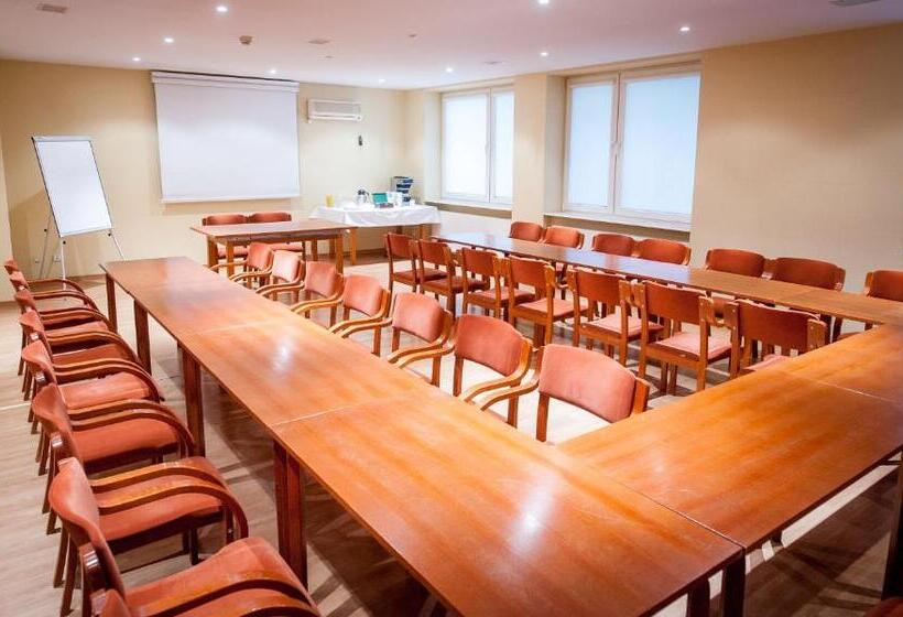 בית מלון כפרי Santin