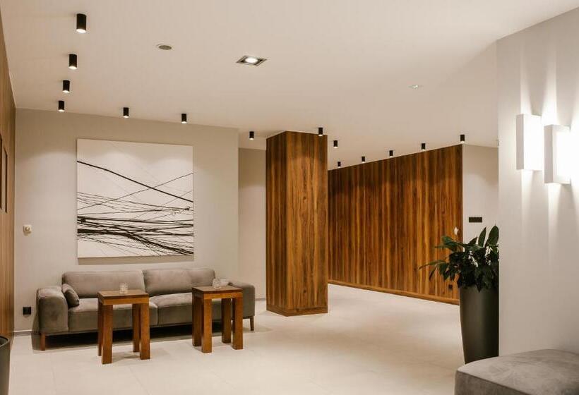 בית מלון כפרי Santin