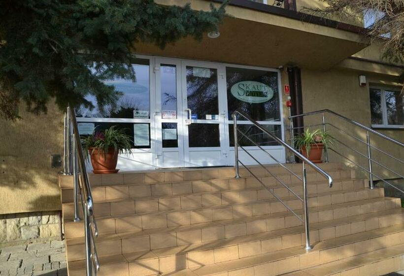 בית מלון כפרי Skaut