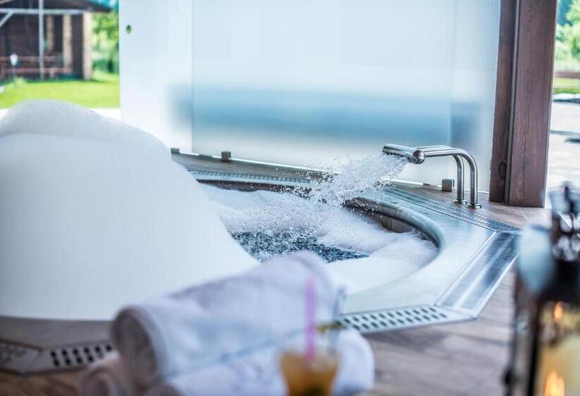 هتل & Spa  Kasztel Uniejów