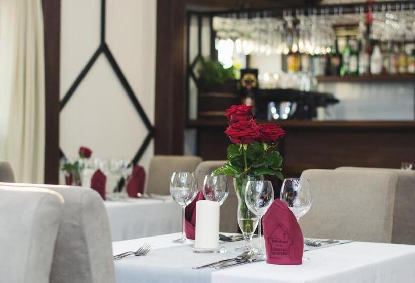 هتل & Spa  Kasztel Uniejów