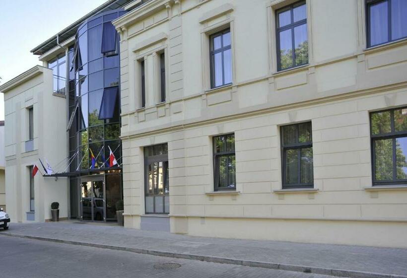 فندق Starzyński