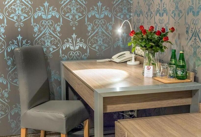 בית מלון כפרי Tm