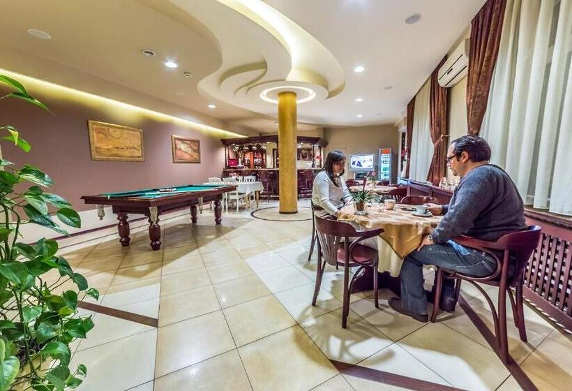 בית מלון כפרי Tm