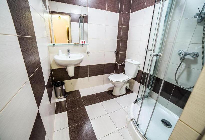 בית מלון כפרי Tm