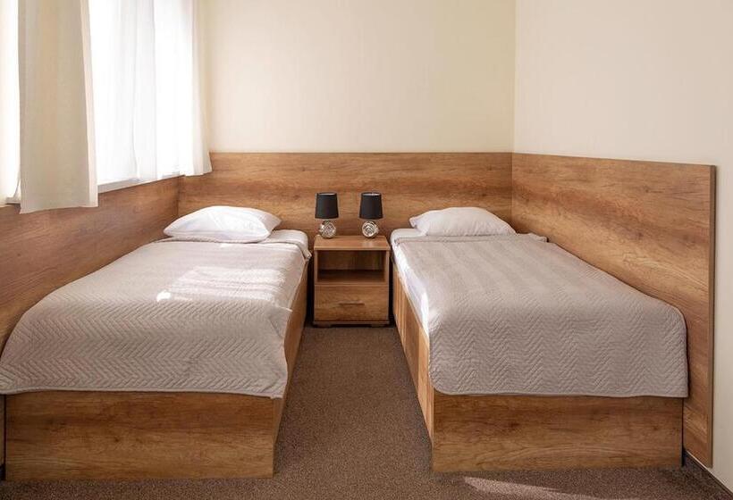 בית מלון כפרי Vector