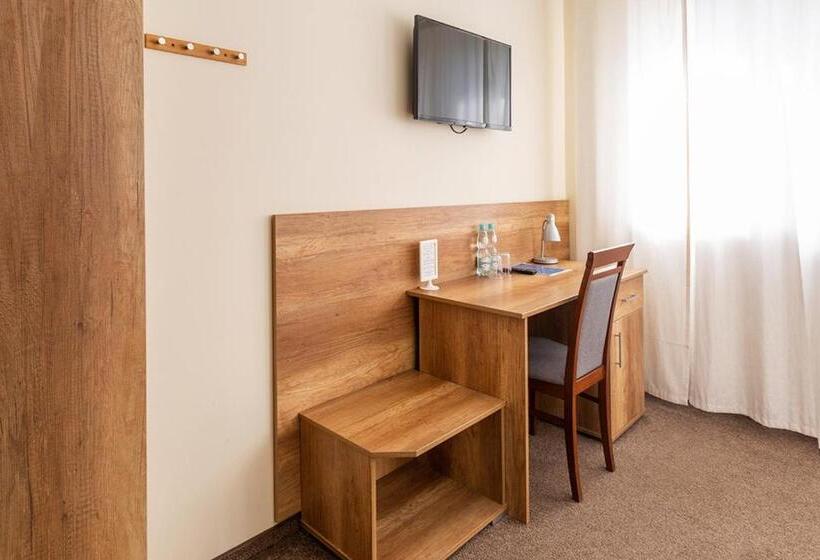 בית מלון כפרי Vector