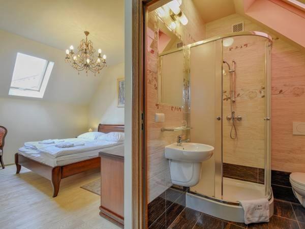 هتل Victoria Cechini