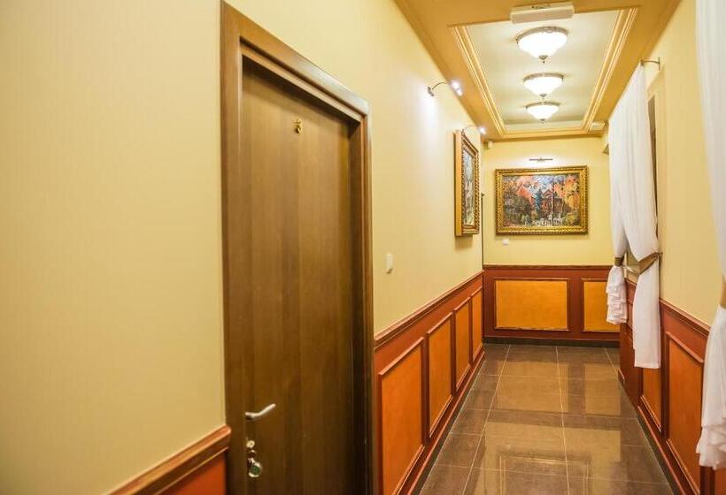 هتل Victoria Cechini