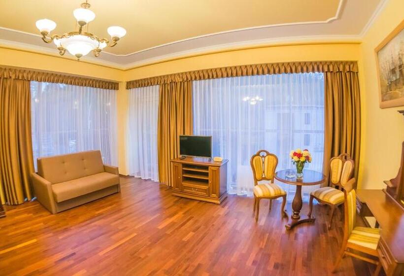 هتل Victoria Cechini