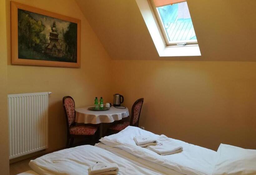 هتل Victoria Cechini