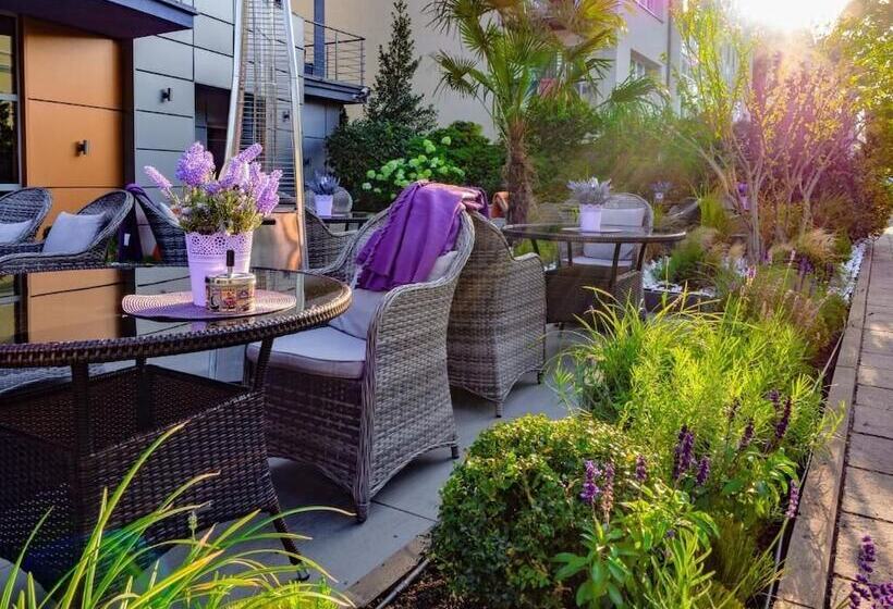 Отель Villa Delfin Spa