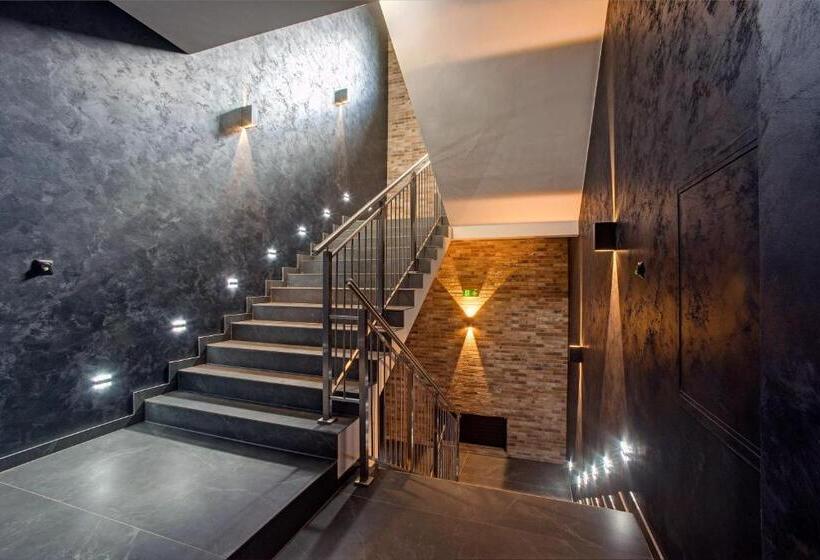 酒店 Wiki Sanok Events & Bowling