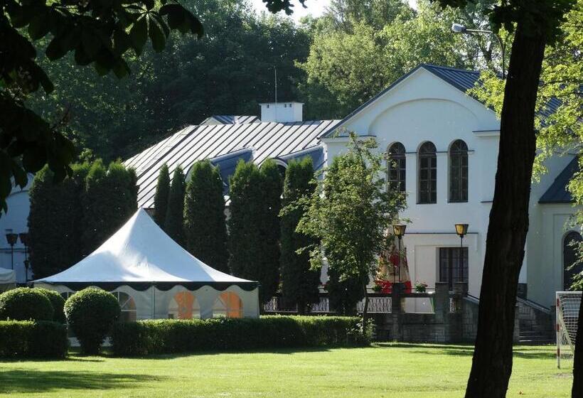 בית מלון כפרי Wityng