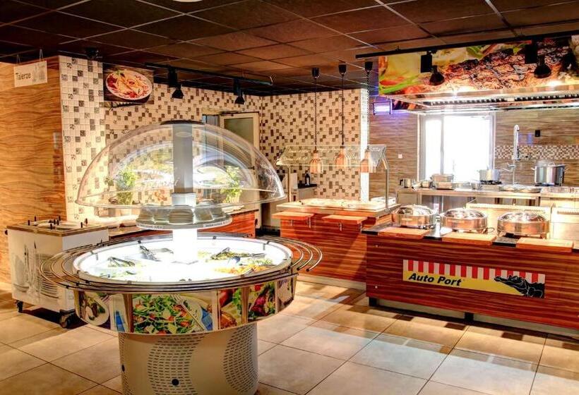 모텔 Auto Port Renice