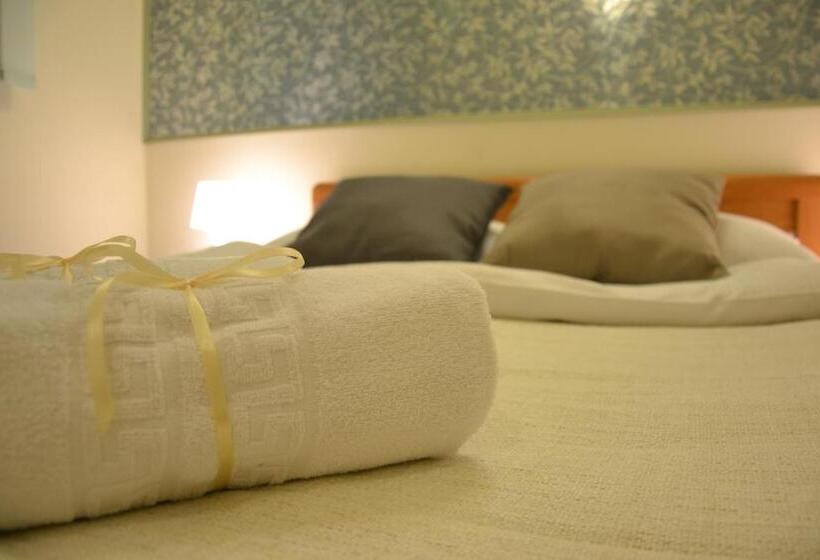 モーテル Zajazd Kwadrat